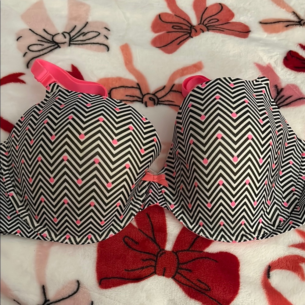 Victoria’s Secret Chevron Patterned Bra with Pink Accents